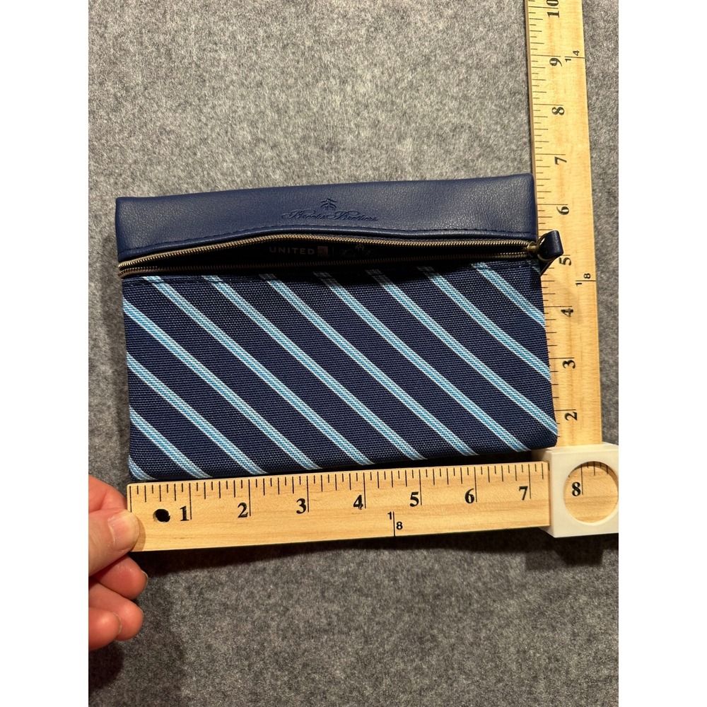 Brooks Brothers United Airlines Amenity Pouch Navy Blue Striped Travel Bag Case - Picture 4 of 4